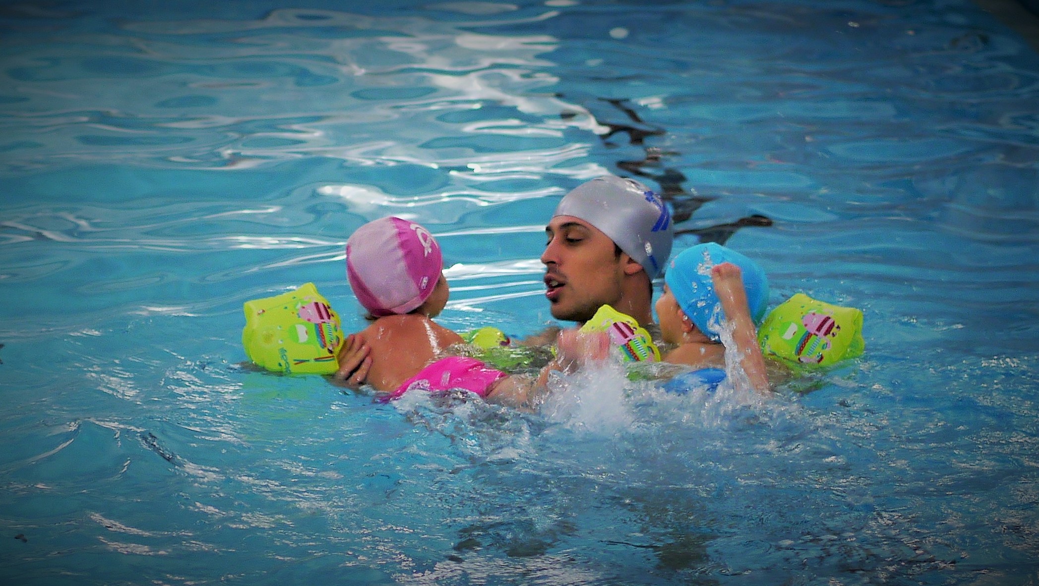 Una lezione di Scuola Nuoto Bambini ad Athlon Club